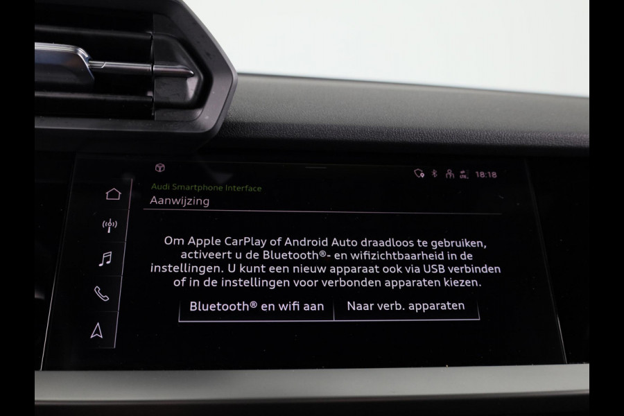 Audi A3 Sportback 30 TFSI Business edition 110 pk S-tronic | Navigatie | Parkeersensoren achter | Autom. airco | Apple Carplay/Android Auto | LED koplampen |