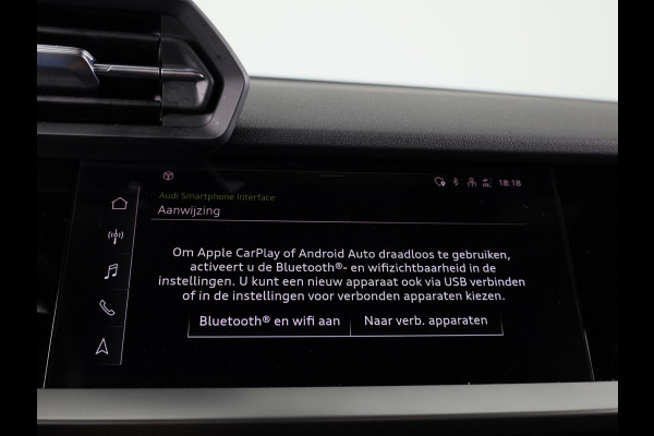 Audi A3 Sportback 30 TFSI Business edition 110 pk S-tronic | Navigatie | Parkeersensoren achter | Autom. airco | Apple Carplay/Android Auto | LED koplampen |
