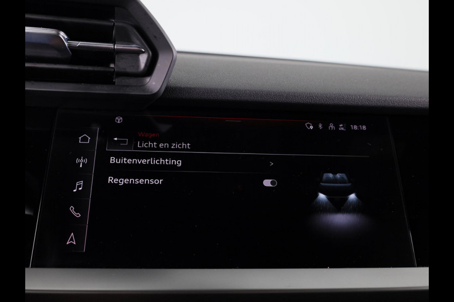Audi A3 Sportback 30 TFSI Business edition 110 pk S-tronic | Navigatie | Parkeersensoren achter | Autom. airco | Apple Carplay/Android Auto | LED koplampen |