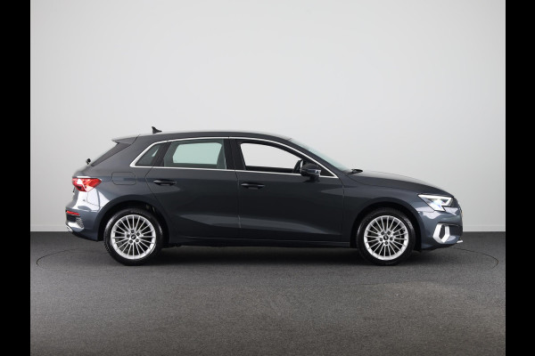Audi A3 Sportback 30 TFSI Business edition 110 pk S-tronic | Navigatie | Parkeersensoren achter | Autom. airco | Apple Carplay/Android Auto | LED koplampen |