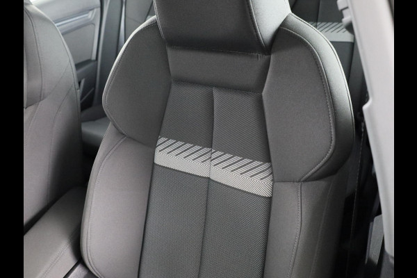 Audi A3 Sportback 30 TFSI Business edition 110 pk S-tronic | Navigatie | Parkeersensoren achter | Autom. airco | Apple Carplay/Android Auto | LED koplampen |