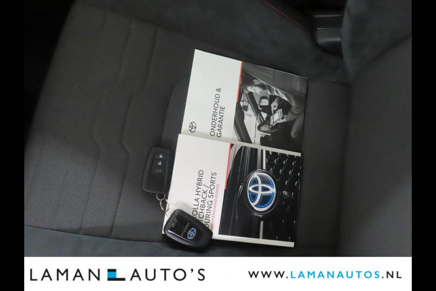 Toyota Corolla Touring Sports 1.8 Hybrid 122pk Executive | CarPlay Leder/Alcantara 17" LMV BSM HUD ECC Navi LED ACC Camera | Hybrid Voorschoten
