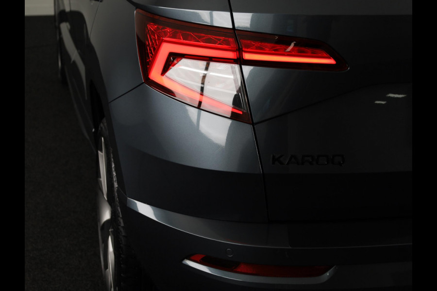 Škoda Karoq 1.5 TSI ACT Sportline Business 150 pk Automaat (DSG) | Navigatie | Elektr. trekhaak | Parkeersensoren | Achteruitrijcamera | Adaptieve cruise control | Stoelverwarming |