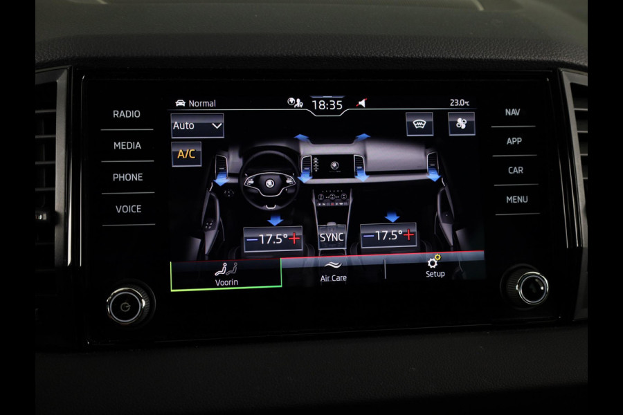 Škoda Karoq 1.5 TSI ACT Sportline Business 150 pk Automaat (DSG) | Navigatie | Elektr. trekhaak | Parkeersensoren | Achteruitrijcamera | Adaptieve cruise control | Stoelverwarming |