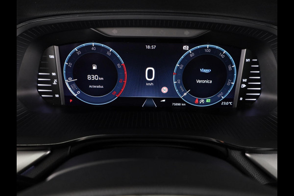 Škoda Octavia Combi 1.0 e-TSI Business Edition Plus 110 pk Automaat (DSG) | Navigatie | Panoramadak | Elektr. trekhaak | Parkeersensoren | Achteruitrijcamera | Autom. airco (3 zones) |