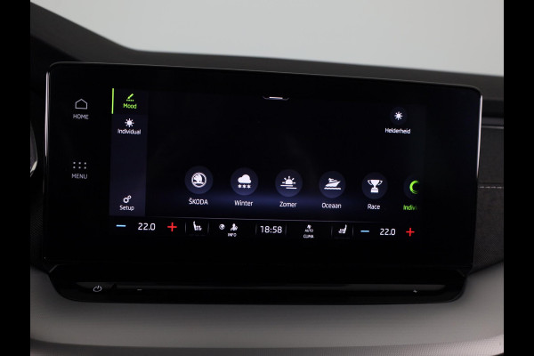 Škoda Octavia Combi 1.0 e-TSI Business Edition Plus 110 pk Automaat (DSG) | Navigatie | Panoramadak | Elektr. trekhaak | Parkeersensoren | Achteruitrijcamera | Autom. airco (3 zones) |
