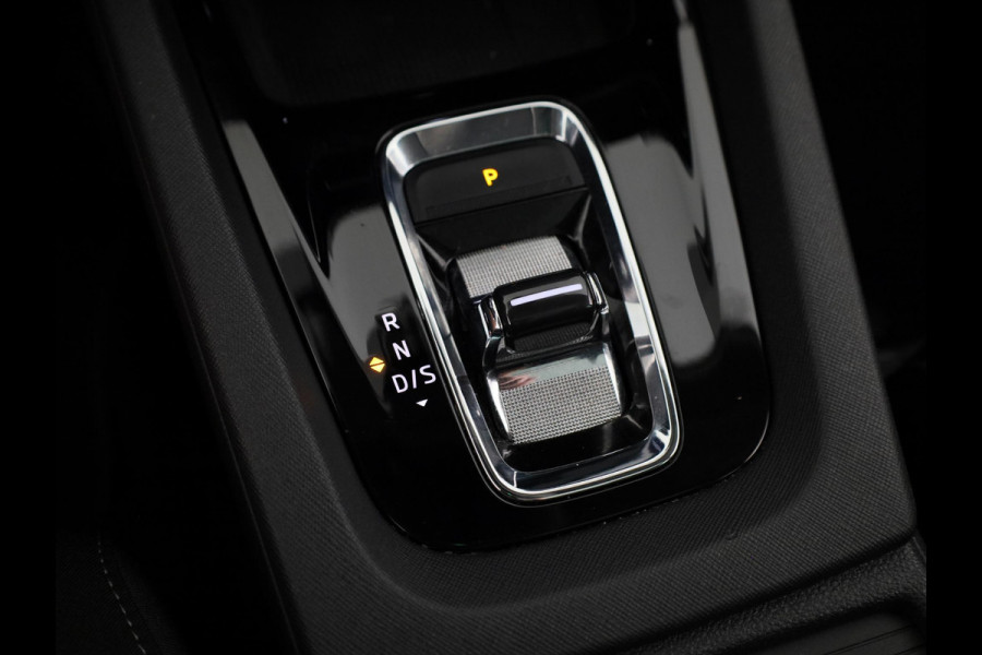 Škoda Octavia Combi 1.0 e-TSI Business Edition Plus 110 pk Automaat (DSG) | Navigatie | Panoramadak | Elektr. trekhaak | Parkeersensoren | Achteruitrijcamera | Autom. airco (3 zones) |