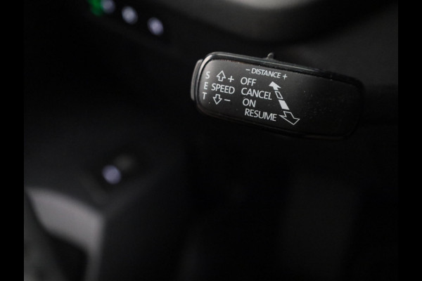 Škoda Octavia Combi 1.0 e-TSI Business Edition Plus 110 pk Automaat (DSG) | Navigatie | Panoramadak | Elektr. trekhaak | Parkeersensoren | Achteruitrijcamera | Autom. airco (3 zones) |