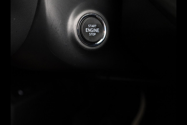 Škoda Octavia Combi 1.0 e-TSI Business Edition Plus 110 pk Automaat (DSG) | Navigatie | Panoramadak | Elektr. trekhaak | Parkeersensoren | Achteruitrijcamera | Autom. airco (3 zones) |