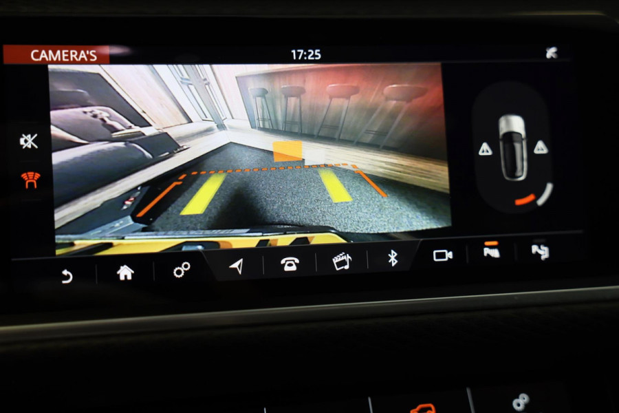 Land Rover Range Rover Velar 2.0 P250 Turbo AWD R-Dynamic SE / Memory / Head Up / Meridian / Acc / Lane Assist / Leder / Camera