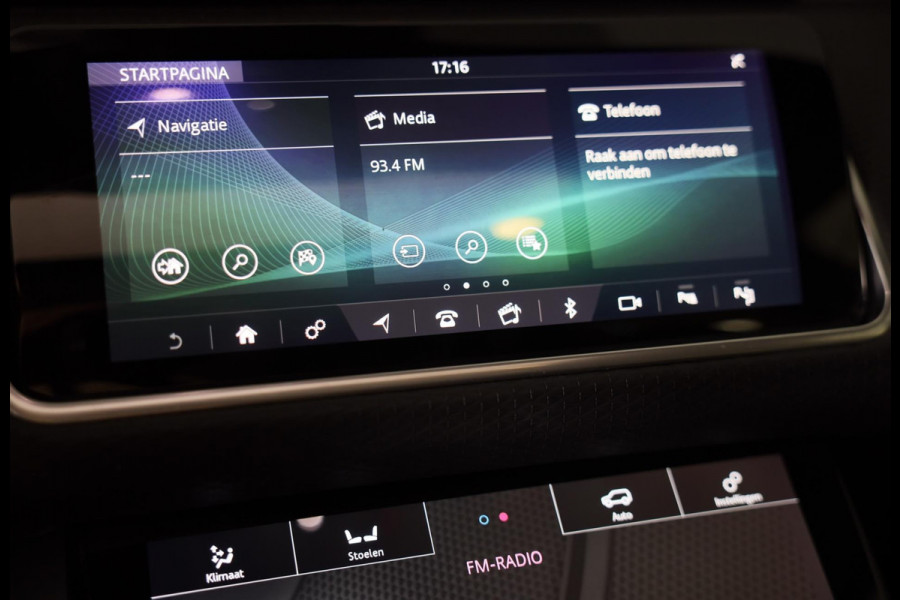Land Rover Range Rover Velar 2.0 P250 Turbo AWD R-Dynamic SE / Memory / Head Up / Meridian / Acc / Lane Assist / Leder / Camera