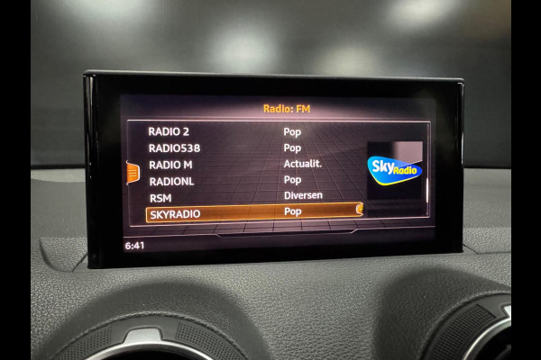 Audi Q2 35 TFSI 150 PK S-Tronic Facelift! Advanced edition, Navigatie, Clima, Multistuur, Bluetooth/Tel, PDC V+A, Dealer Onderhoud