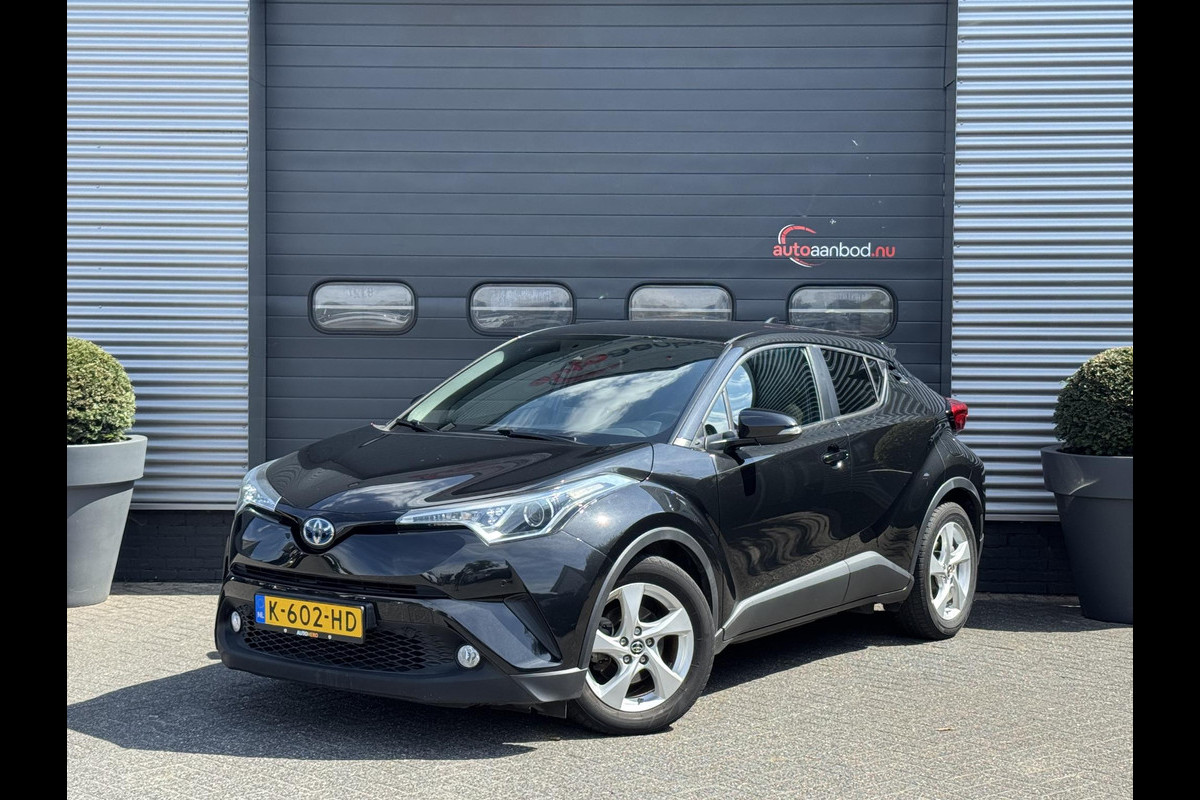 Toyota C-HR 1.8 Hybrid Dynamic | Navigatie | Camera | DAB | Cruise Control | Lichtmetalen Velgen | Toyota C-HR 1.8 Hybrid Dynamic | Navigatie | Camera | DAB | Cruise Control | Lichtmetalen Velgen |