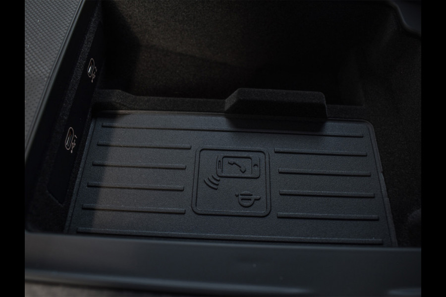 Audi Q7 60 TFSI e QUATTRO COMPETITION | S-SEATS | PANORAMADAK | 5 JR GARANTIE | ADAPTIVE CRUISE | TREKHAAK | HEAD-UP | AMBIANCE INTERIEU