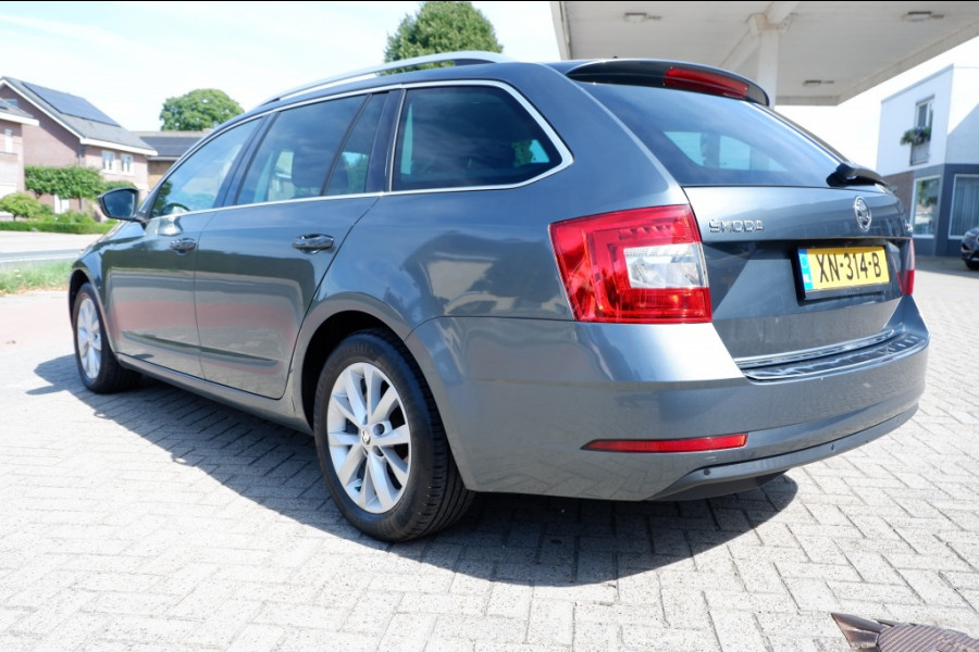 Škoda Octavia Combi 1.0 TSI Grt Amb. Bns/ NAVI+Parkr Hulp/ Incl. 12 mnd BOVAG