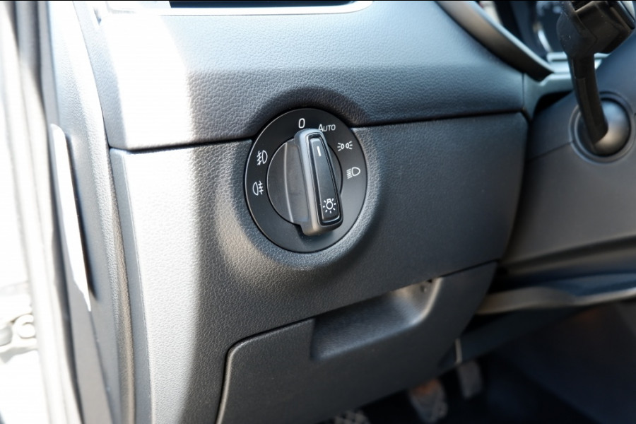 Škoda Octavia Combi 1.0 TSI Grt Amb. Bns/ NAVI+Parkr Hulp/ Incl. 12 mnd BOVAG