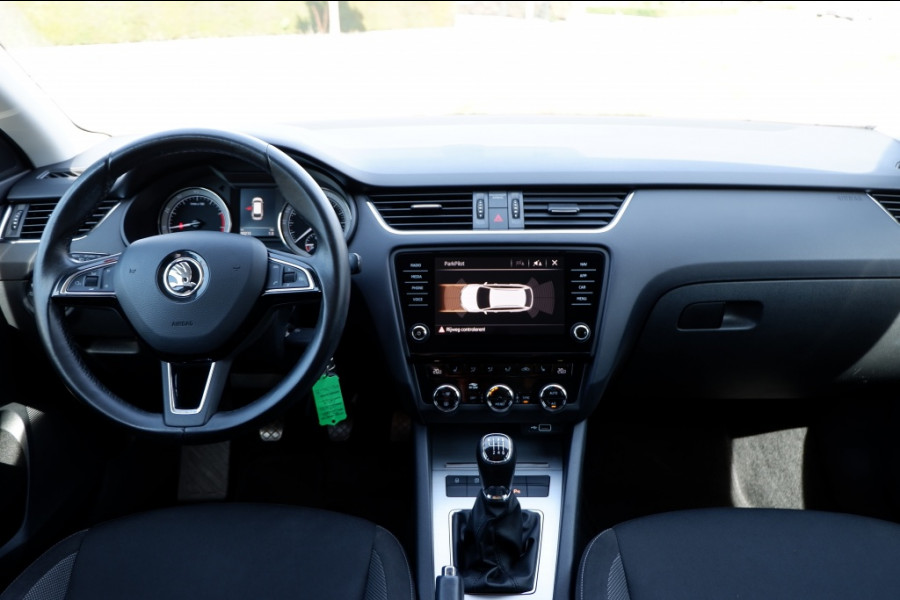 Škoda Octavia Combi 1.0 TSI Grt Amb. Bns/ NAVI+Parkr Hulp/ Incl. 12 mnd BOVAG