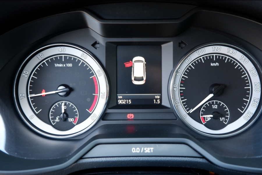 Škoda Octavia Combi 1.0 TSI Grt Amb. Bns/ NAVI+Parkr Hulp/ Incl. 12 mnd BOVAG