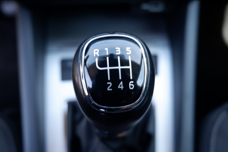Škoda Octavia Combi 1.0 TSI Grt Amb. Bns/ NAVI+Parkr Hulp/ Incl. 12 mnd BOVAG