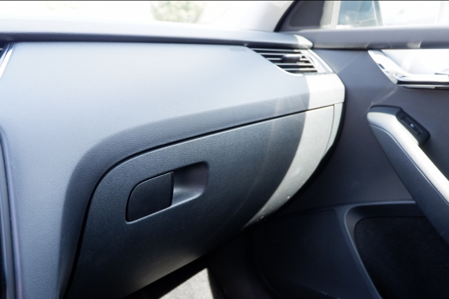 Škoda Octavia Combi 1.0 TSI Grt Amb. Bns/ NAVI+Parkr Hulp/ Incl. 12 mnd BOVAG