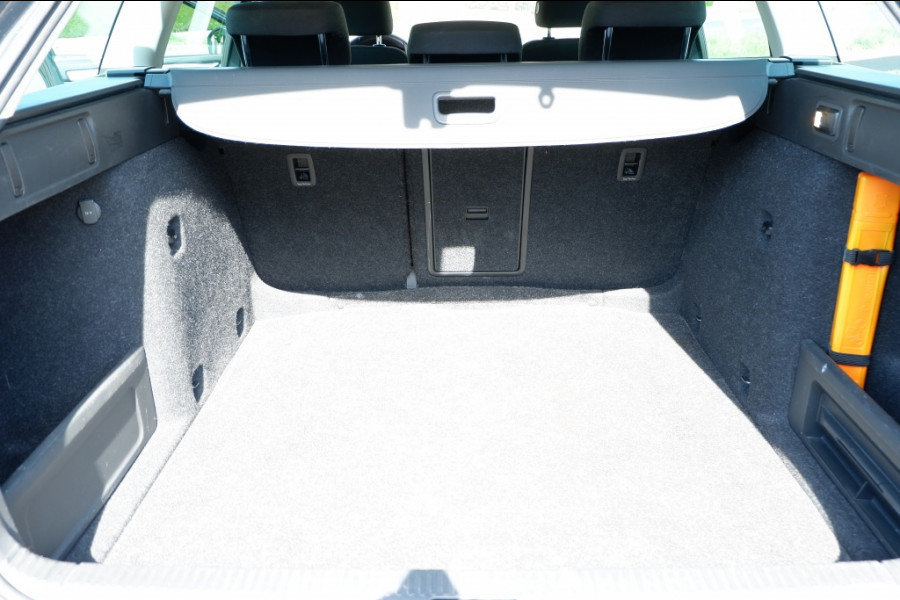 Škoda Octavia Combi 1.0 TSI Grt Amb. Bns/ NAVI+Parkr Hulp/ Incl. 12 mnd BOVAG