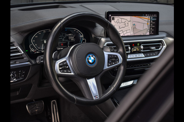BMW X3 xDrive30e HIGH EXECUTIVE | M-SPORT | PANORAMADAK | PERFORMANCE SEATS | SHADOW-LINE | MEMORY SEATS | HARMAN\KARDON | HEAD-UP | CA