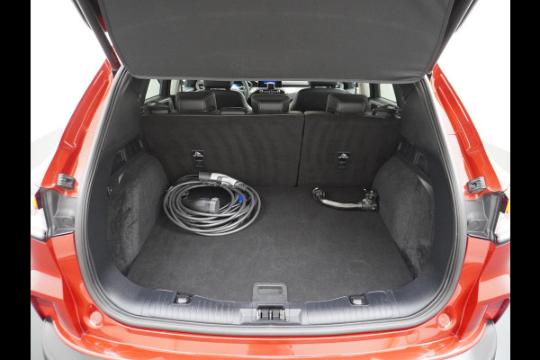 Ford Kuga 2.5 Titanium X PHEV Plug-In Hybrid VAN: 24.900,- VOOR: 21.877,- US HERFSTVOORDEEL: 3.023,- Camera | B&O Audio | Stoel- & Stuurverwarming | Elektrische Kofferbak | Rijklaar met 12 mnd BOVAG Garantie