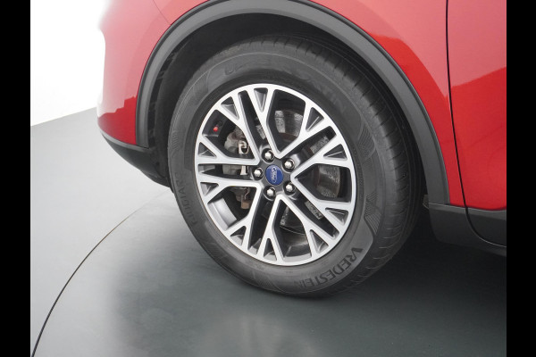 Ford Kuga 2.5 Titanium X PHEV Plug-In Hybrid VAN: 24.900,- VOOR: 21.877,- US HERFSTVOORDEEL: 3.023,- Camera | B&O Audio | Stoel- & Stuurverwarming | Elektrische Kofferbak | Rijklaar met 12 mnd BOVAG Garantie