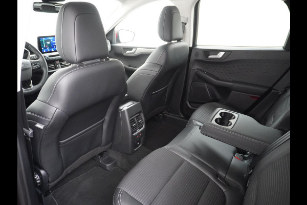 Ford Kuga 2.5 Titanium X PHEV Plug-In Hybrid VAN: 24.900,- VOOR: 21.877,- US HERFSTVOORDEEL: 3.023,- Camera | B&O Audio | Stoel- & Stuurverwarming | Elektrische Kofferbak | Rijklaar met 12 mnd BOVAG Garantie