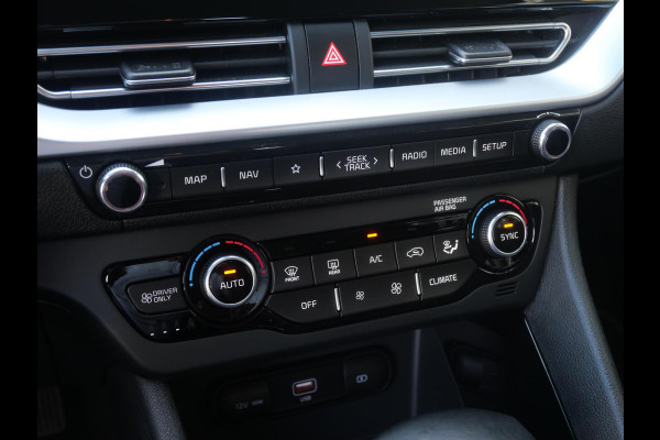 Kia Niro 1.6 GDi Hybrid DynamicLine | Trekhaak | Cruise | Camera | Clima | Carplay | Navi |