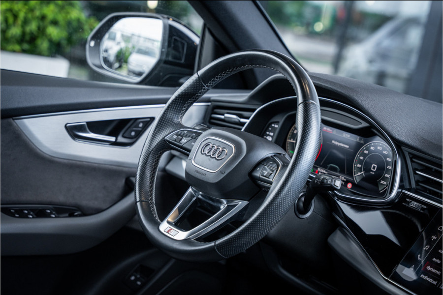 Audi Q8 55 TFSI e quattro S-Line Luchtvering | SQ8 look | Soft-close | 360 cam
