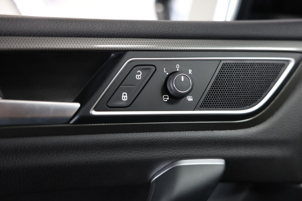 Volkswagen Golf Sportsvan 1.5 TSI ACT Highline IQ Drive ACC Navi Carplay Lane+Park Ass. Clima Stoelvw '19