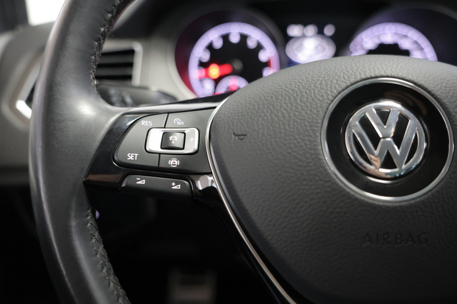 Volkswagen Golf Sportsvan 1.5 TSI ACT Highline IQ Drive ACC Navi Carplay Lane+Park Ass. Clima Stoelvw '19
