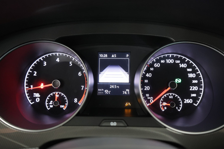 Volkswagen Golf Sportsvan 1.5 TSI ACT Highline IQ Drive ACC Navi Carplay Lane+Park Ass. Clima Stoelvw '19
