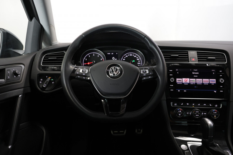 Volkswagen Golf 1.5 TSI Highline 9500 km IQ Panodak ACC Camera DHS PDC STOELVW '19