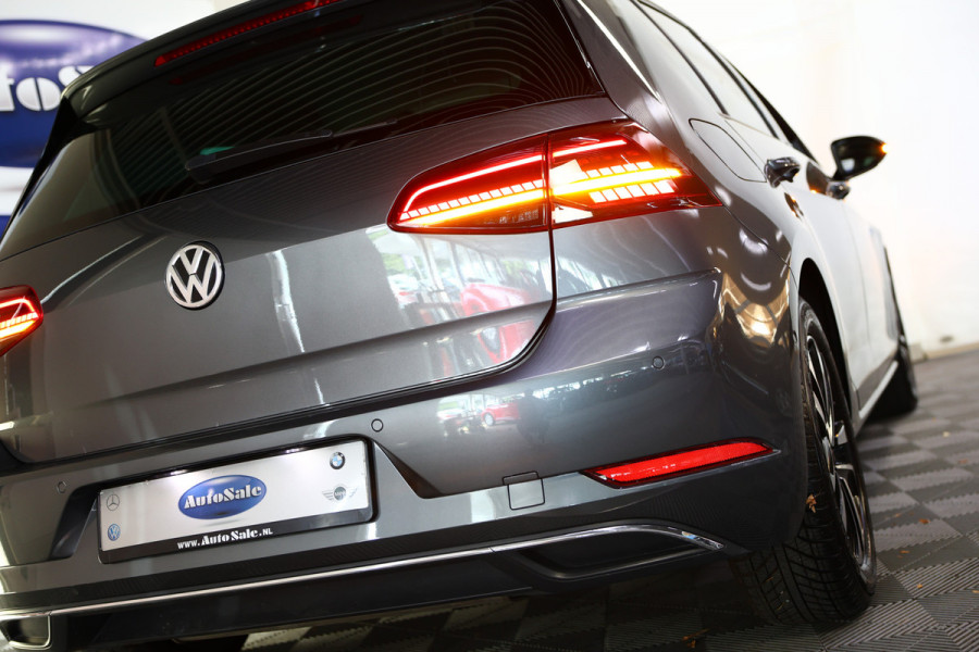 Volkswagen Golf 1.5 TSI Highline 9500 km IQ Panodak ACC Camera DHS PDC STOELVW '19