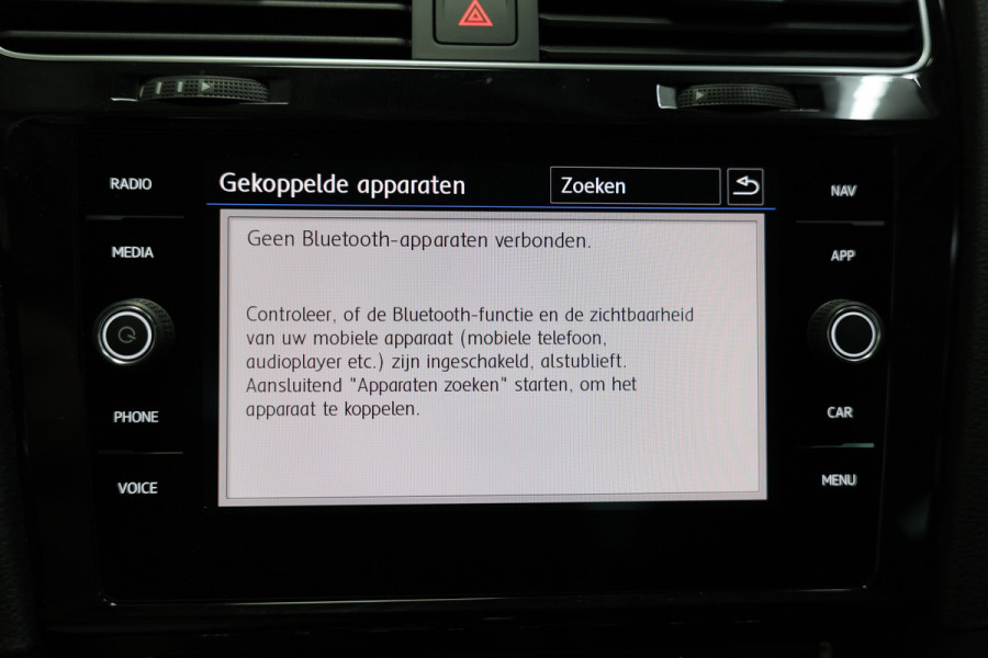 Volkswagen Golf 1.5 TSI Highline 9500 km IQ Panodak ACC Camera DHS PDC STOELVW '19