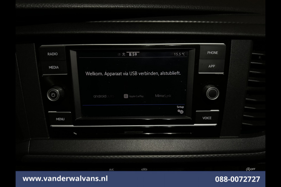 Volkswagen Transporter 2.0 TDI L2H1 Euro6 Airco | Apple Carplay | Android Auto | Trekhaak | Cruisecontrol Parkeersensoren