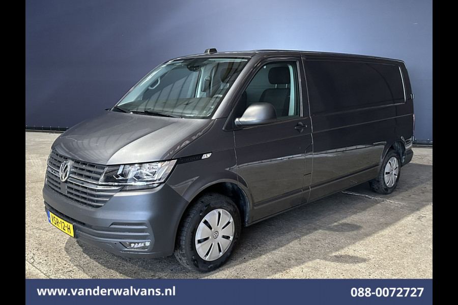 Volkswagen Transporter 2.0 TDI L2H1 Euro6 Airco | Apple Carplay | Android Auto | Trekhaak | Cruisecontrol Parkeersensoren
