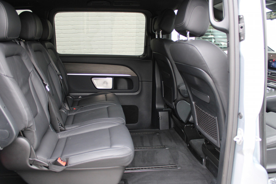 Mercedes-Benz V-Klasse 300d / XXL / DC / AMG / Luchtvering / 2x Elec Schuifd / Elec Stoelen / 360 Cam / Burmester / Vol Opties / NIEUW!!