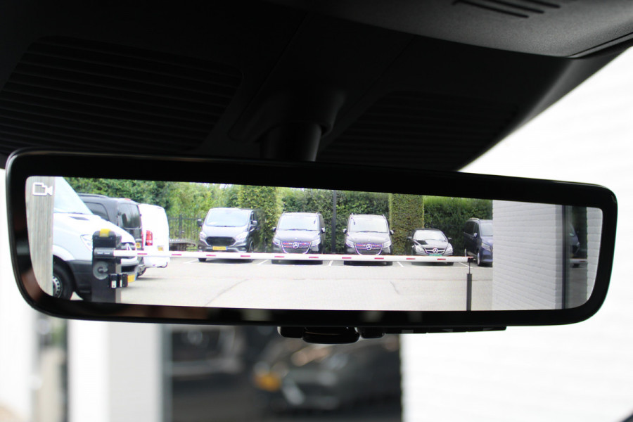 Mercedes-Benz V-Klasse 300d / XXL / DC / AMG / Luchtvering / 2x Elec Schuifd / Elec Stoelen / 360 Cam / Burmester / Vol Opties / NIEUW!!