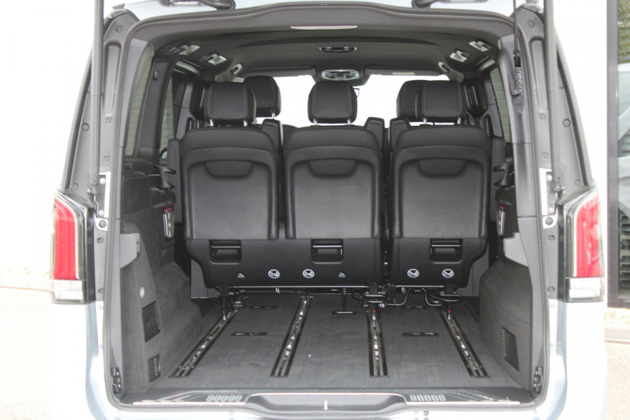 Mercedes-Benz V-Klasse 300d / XXL / DC / AMG / Luchtvering / 2x Elec Schuifd / Elec Stoelen / 360 Cam / Burmester / Vol Opties / NIEUW!!