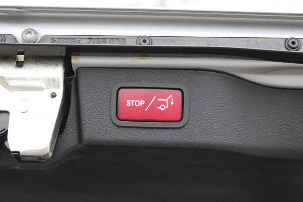 Mercedes-Benz V-Klasse 300d / XXL / DC / AMG / Luchtvering / 2x Elec Schuifd / Elec Stoelen / 360 Cam / Burmester / Vol Opties / NIEUW!!