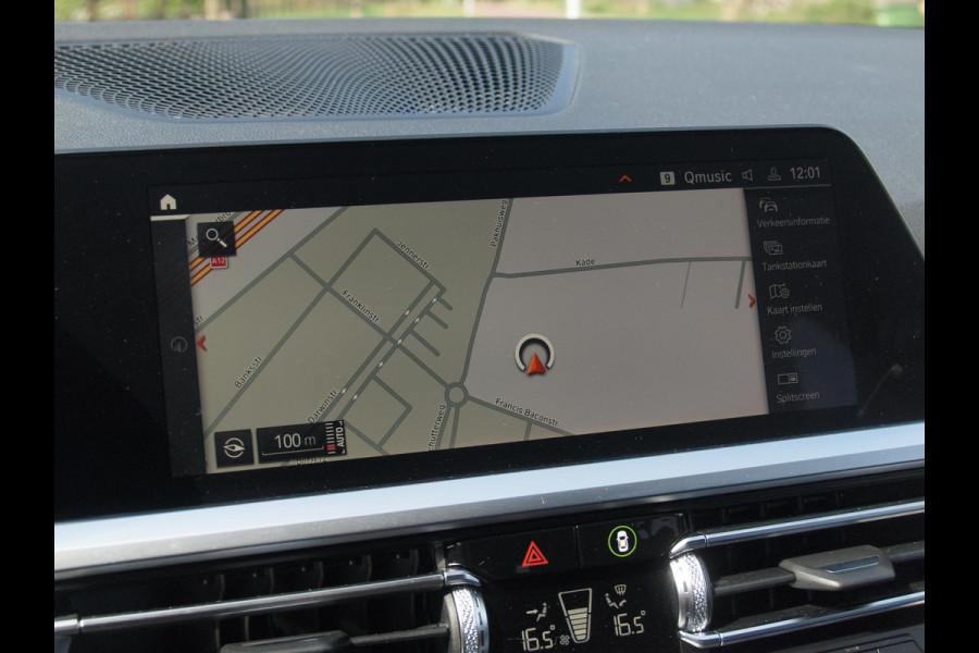 BMW 3 Serie Touring 318i Executive Edition | Apple Carplay | Cruise Control | Sfeerverlichting | Parkeersensoren |
