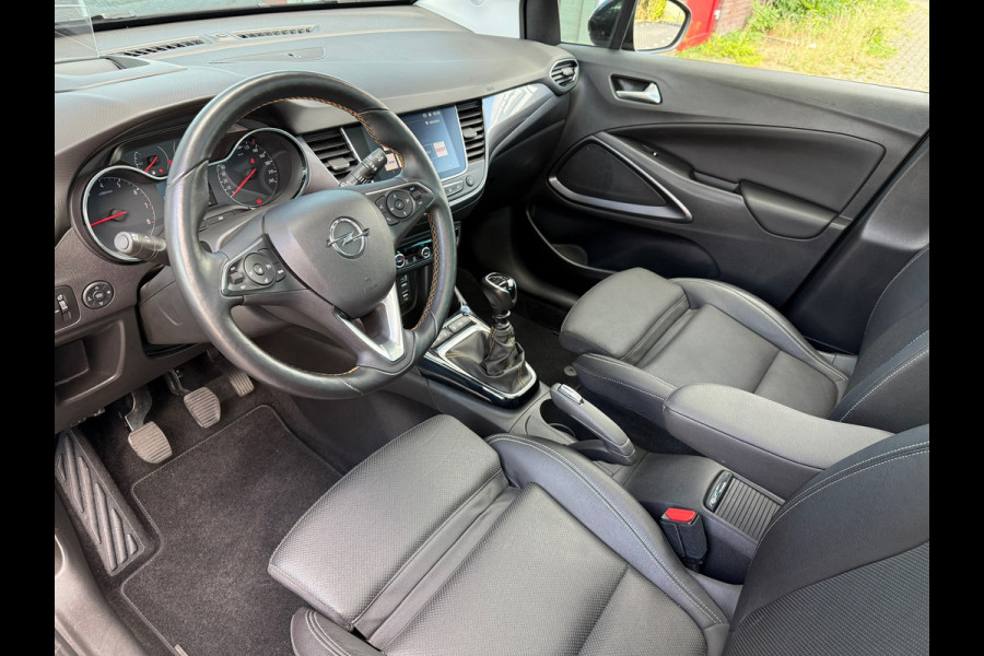 Opel Crossland X 1.2 Turbo 130pk Ultimate - Camera - Navi - Panoramadak - Leder - Climate