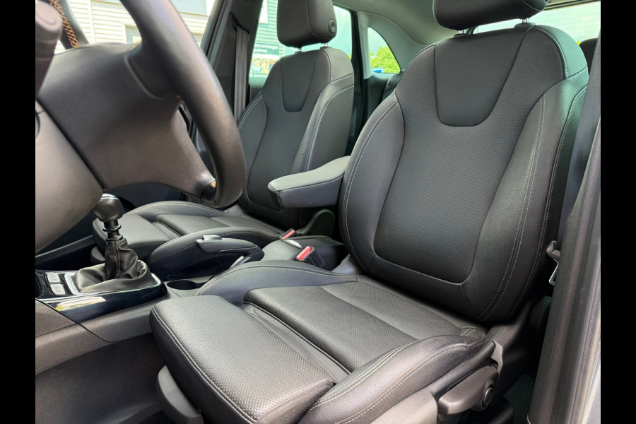 Opel Crossland X 1.2 Turbo 130pk Ultimate - Camera - Navi - Panoramadak - Leder - Climate