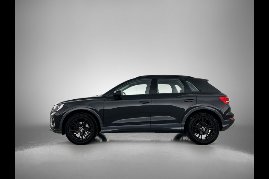Audi Q3 35 TFSI Advanced edition Plus(Goed OnderH, Navi, Carplay, StoelV, Parkeersensoren, Digitale Tellers, Cruise Con, Etc)