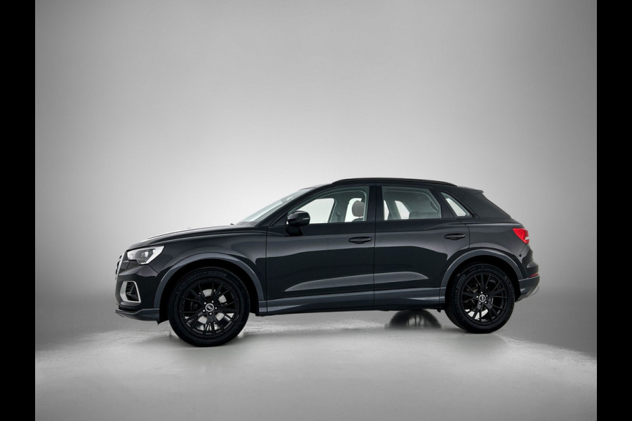 Audi Q3 35 TFSI Advanced edition Plus(Goed OnderH, Navi, Carplay, StoelV, Parkeersensoren, Digitale Tellers, Cruise Con, Etc)
