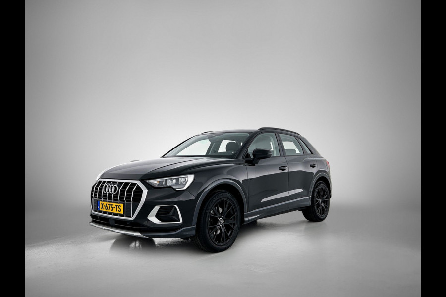Audi Q3 35 TFSI Advanced edition Plus(Goed OnderH, Navi, Carplay, StoelV, Parkeersensoren, Digitale Tellers, Cruise Con, Etc)