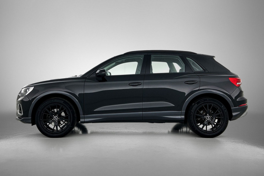 Audi Q3 35 TFSI Advanced edition Plus(Goed OnderH, Navi, Carplay, StoelV, Parkeersensoren, Digitale Tellers, Cruise Con, Etc)